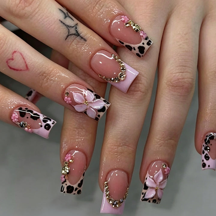 Artistic Patterned Press-On Nails Kalsten