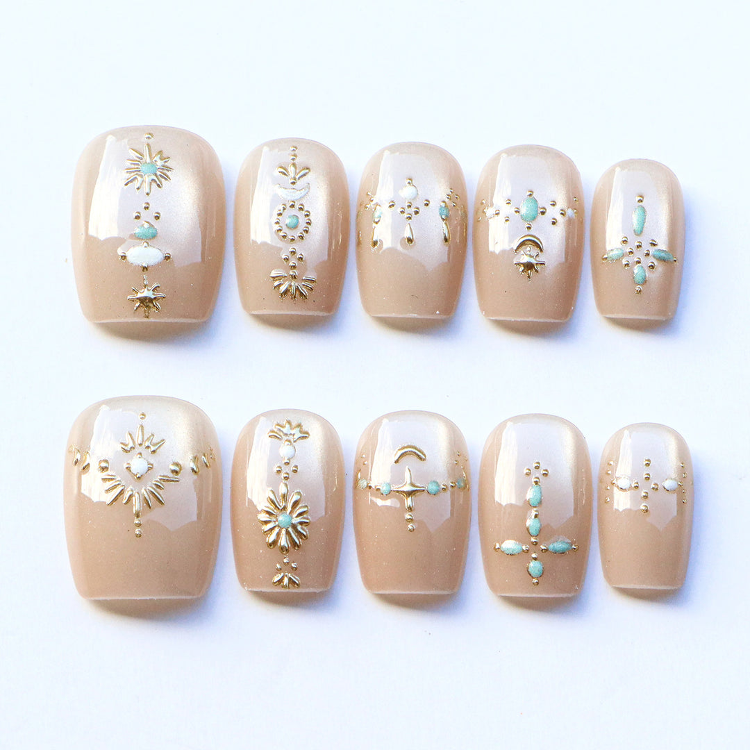 Exquisite Nail Art Press-On Set