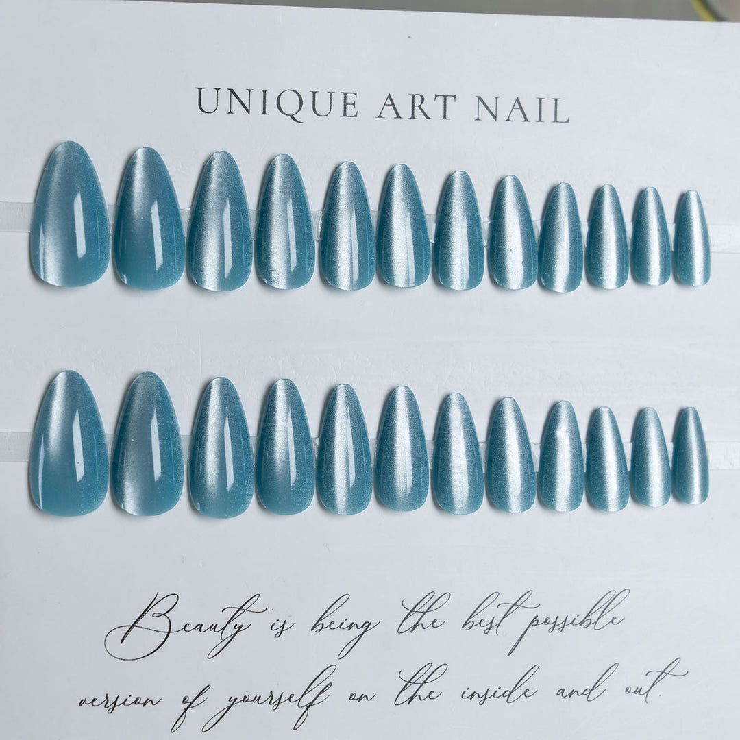 Stiletto-Shaped Press-On Nail Set