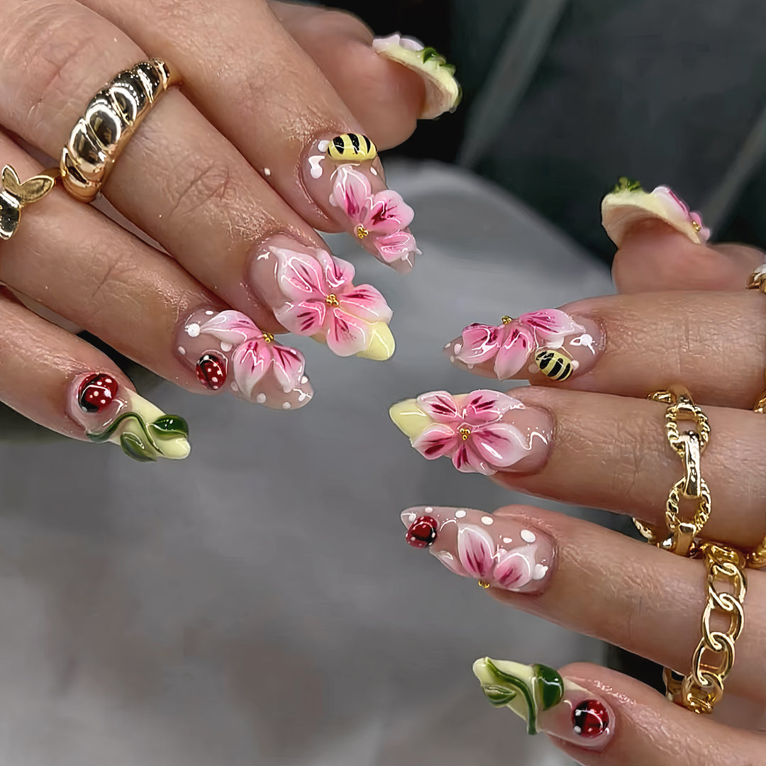 Floral Design Decorative Press-On Nail Set Kalsten