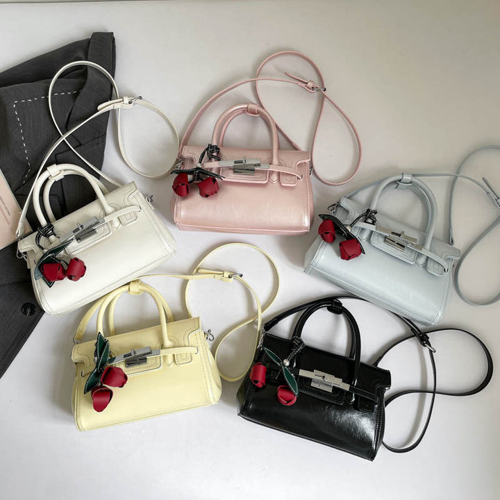 Fashion-Forward Structured Handbag Kalsten