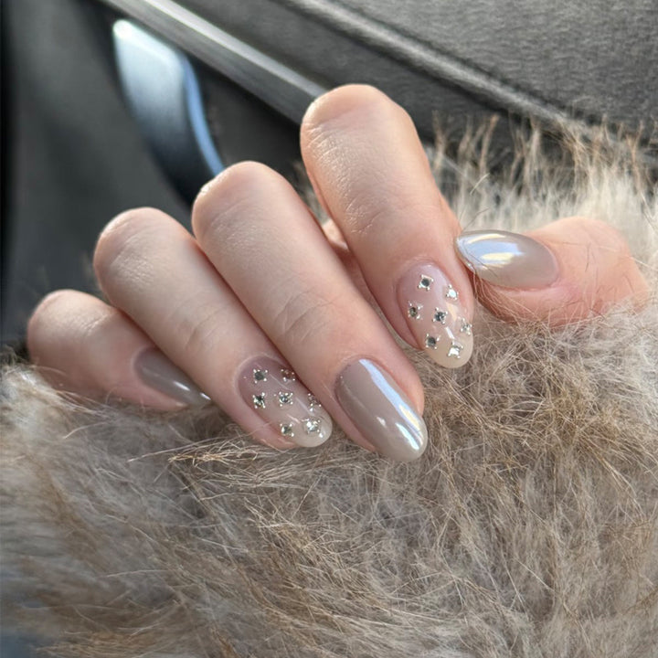 Elegant Nail Art with Rhinestone Accents Kalsten