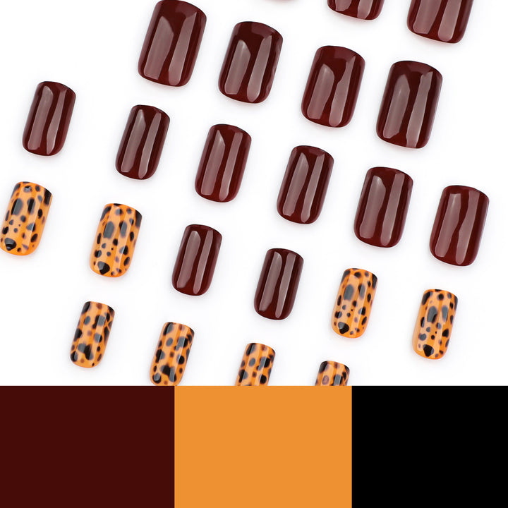 Artful nail art with animal leopard design Kalsten