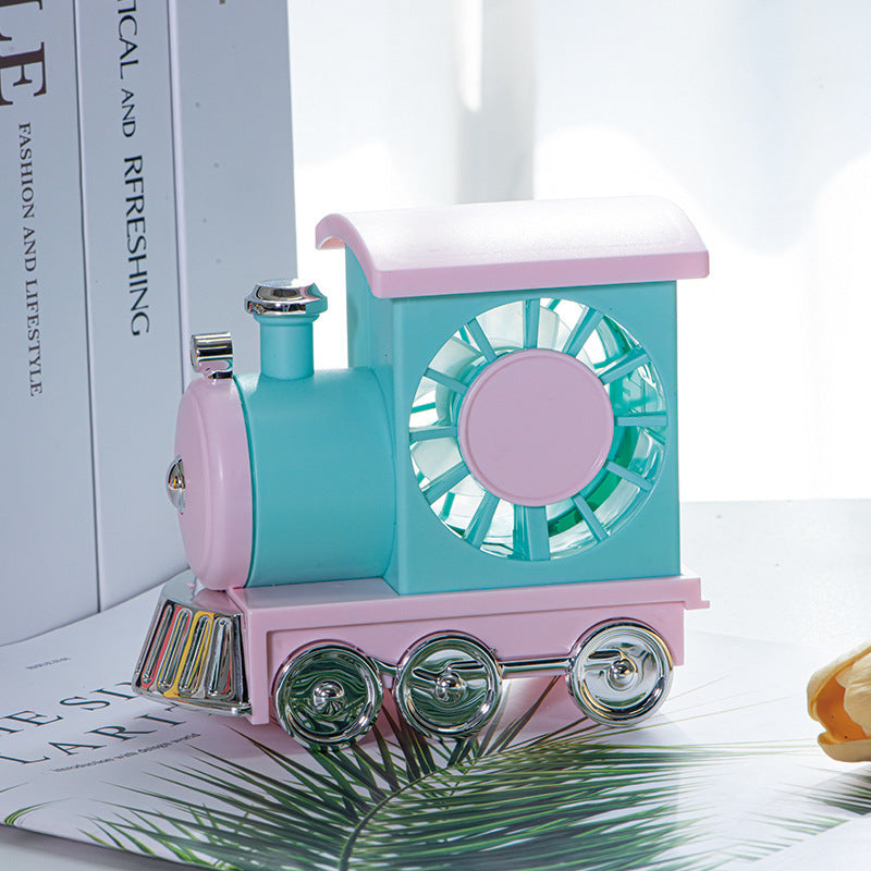 Women playful fan in locomotive design Kalsten