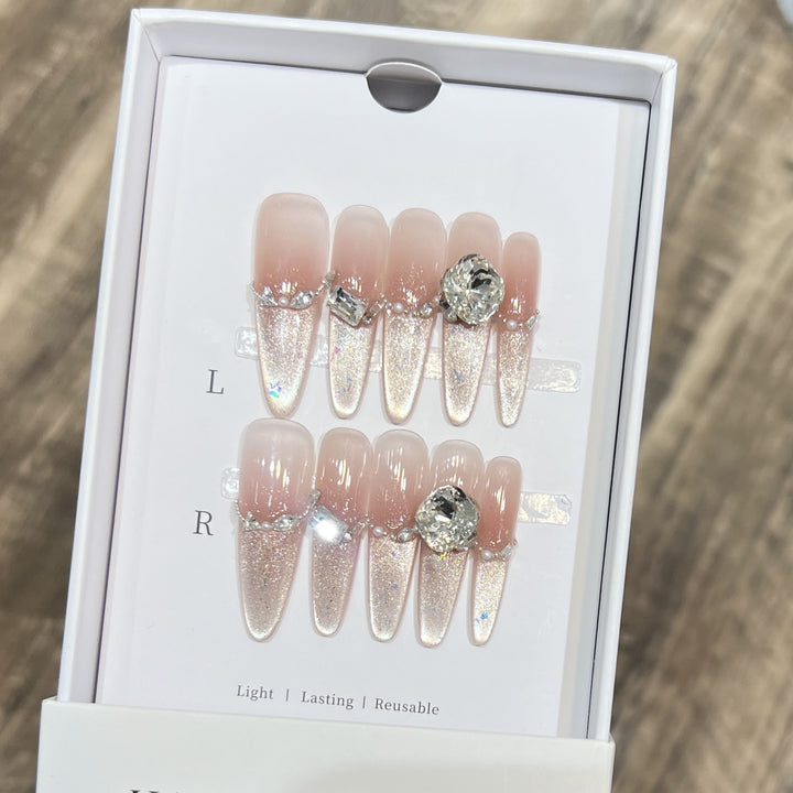 Decorative Stiletto Press-On Nail Art Set with Rhinestone Details Kalsten