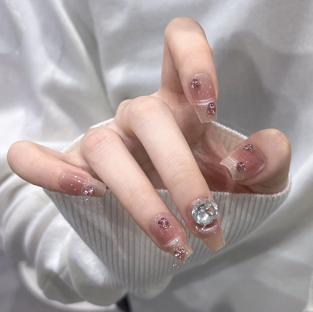 Elegant Rhinestone-Embellished Press-On Nail Art