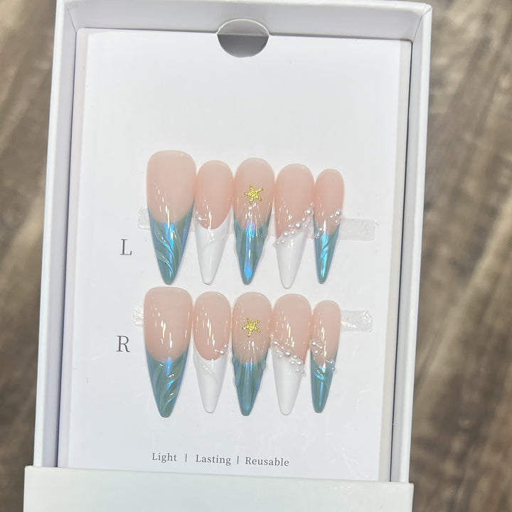 Floral and Polka Dot Press-On Nail Set Kalsten