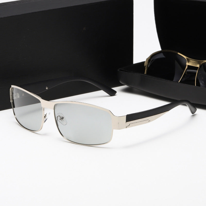 Ladies sporty sunglasses with robust metal frame and polarized lenses Kalsten