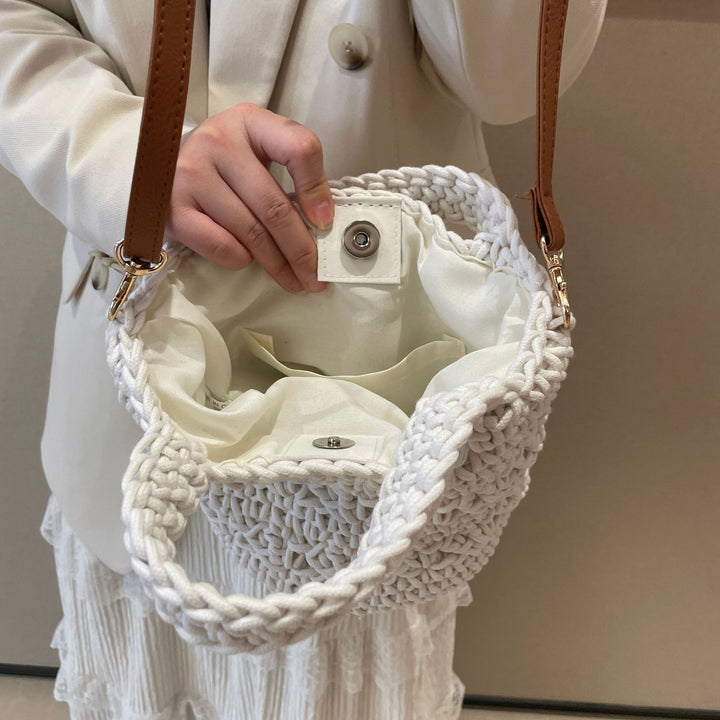 Fashionable handbag with stylish structure pattern Kalsten