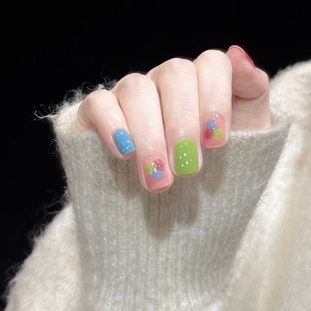 Artistic Floral Nail Art Extensions