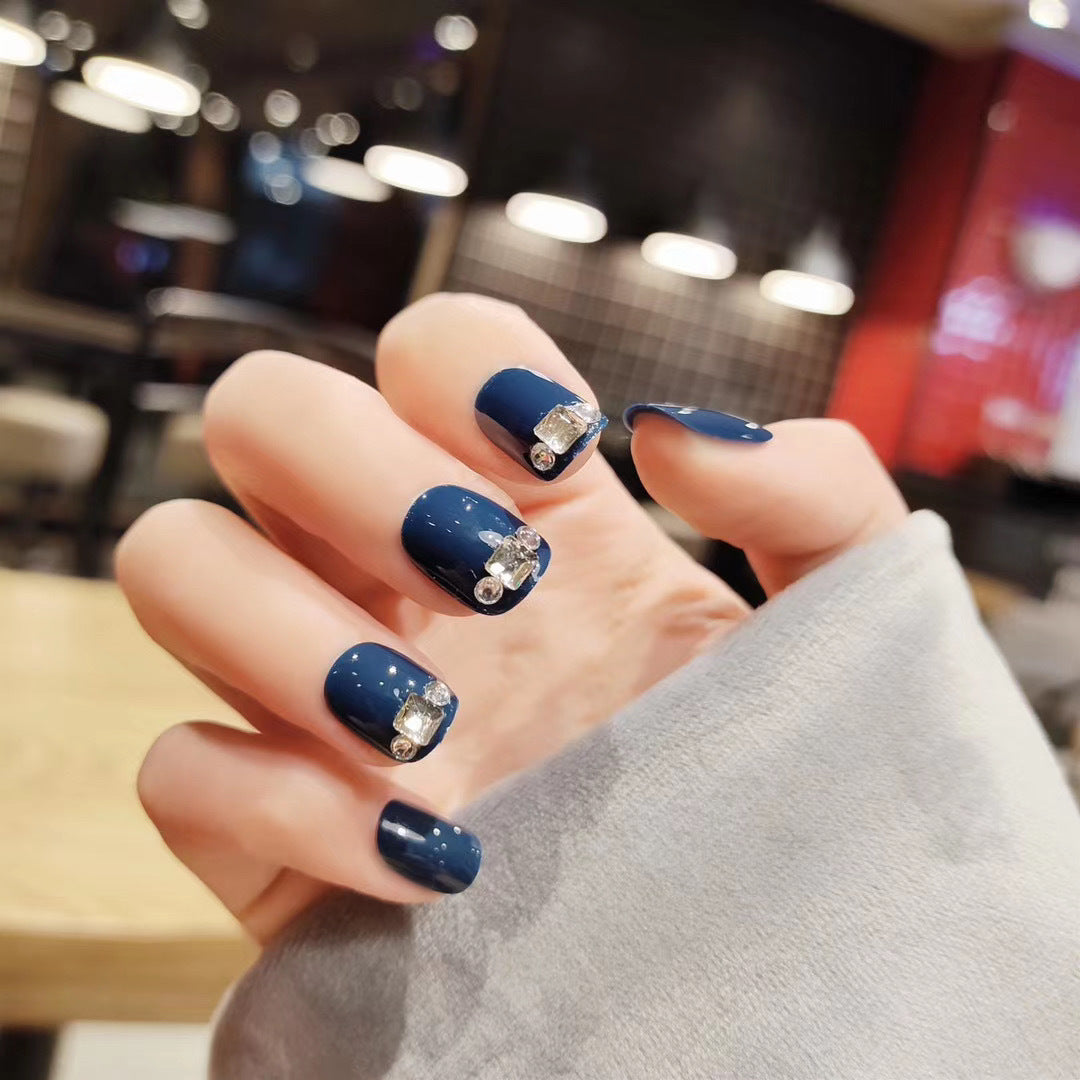 Elegant Press-On Nail Tips with Rhinestone Accents