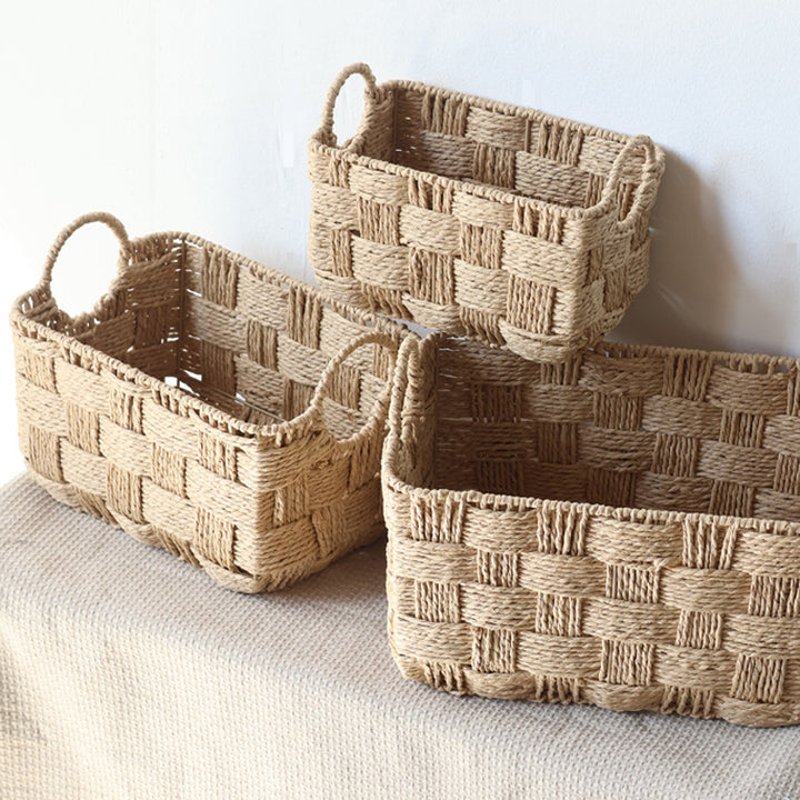 Structured storage basket made of natural material Kalsten
