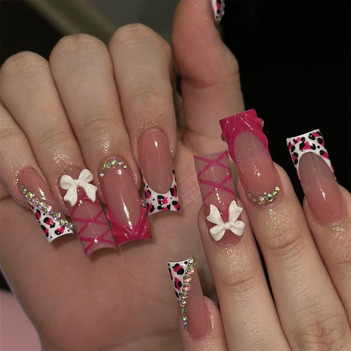 Artistic Press-On Nail Art Set