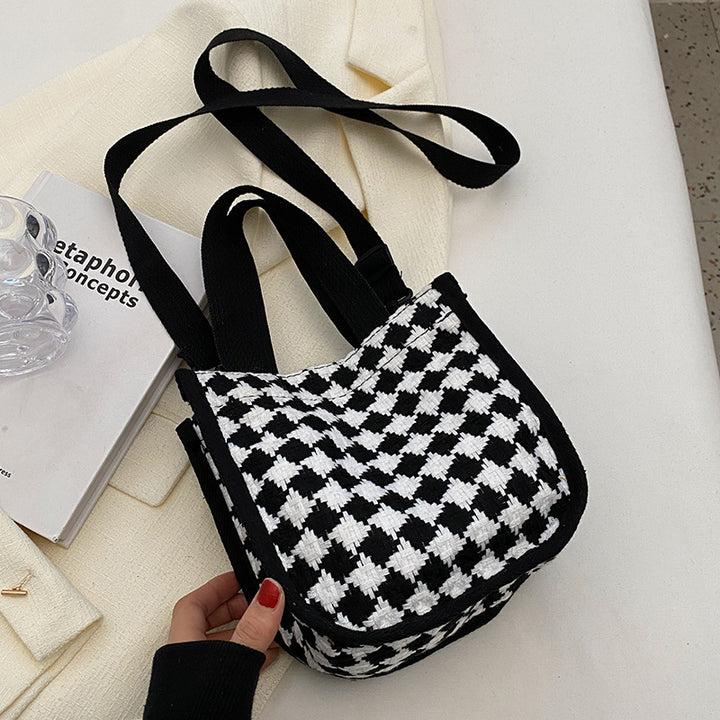 Textured Woven Handbag