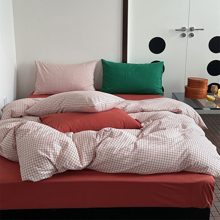 Striped cotton-linen bedding set with breathable, softly washed surface and zipper