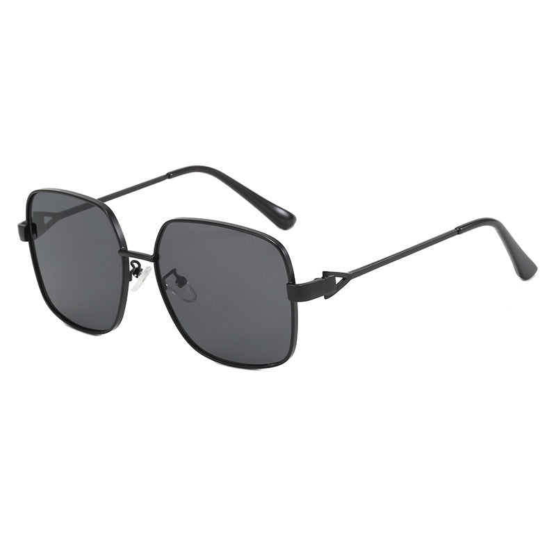 Women's square sunglasses with fashionable and sturdy frame Kalsten
