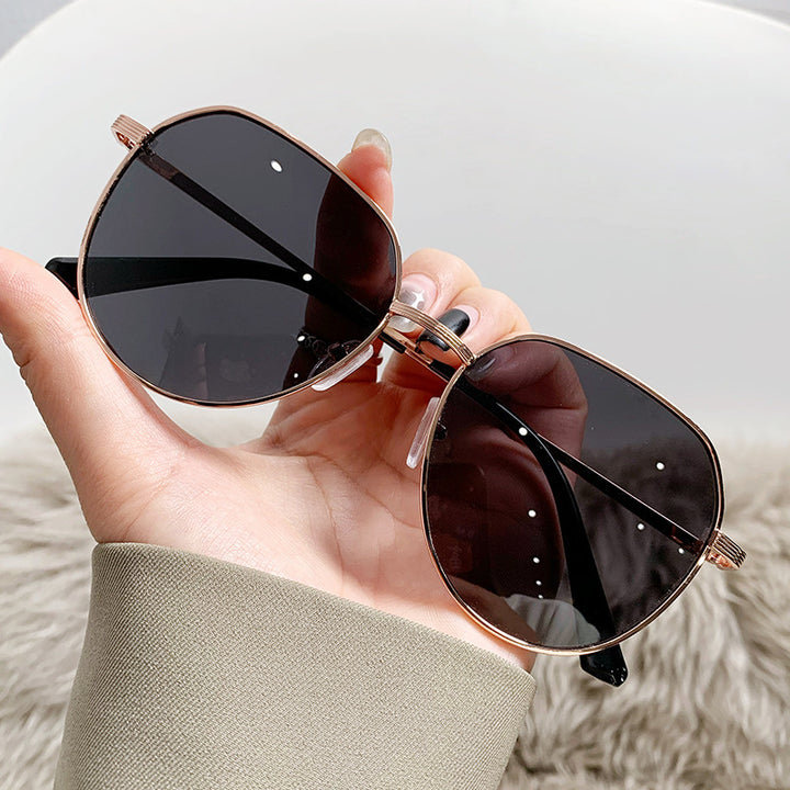 Ladies cat-eye sunglasses with elegant metal frame Kalsten