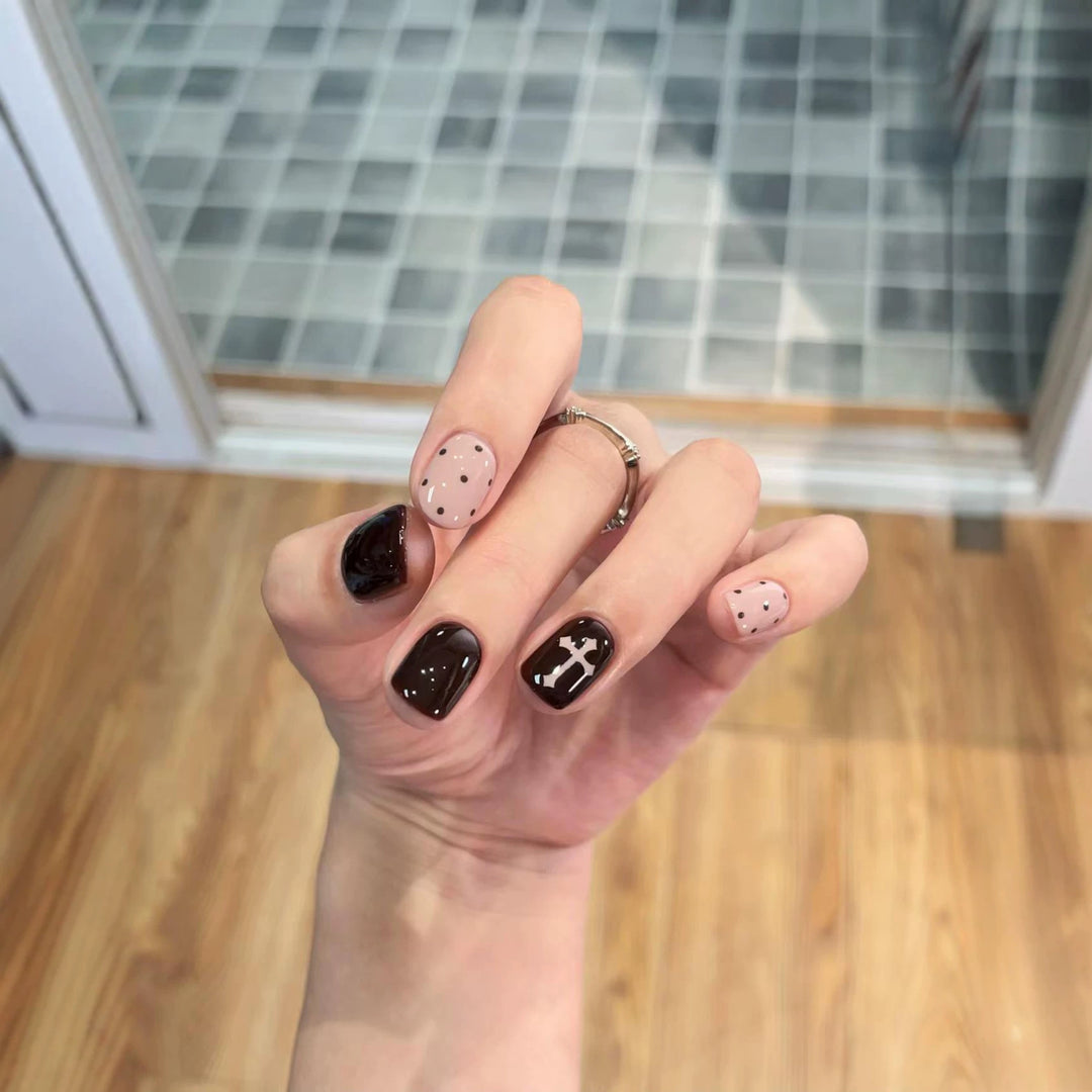 Artistic Themed Nail Art