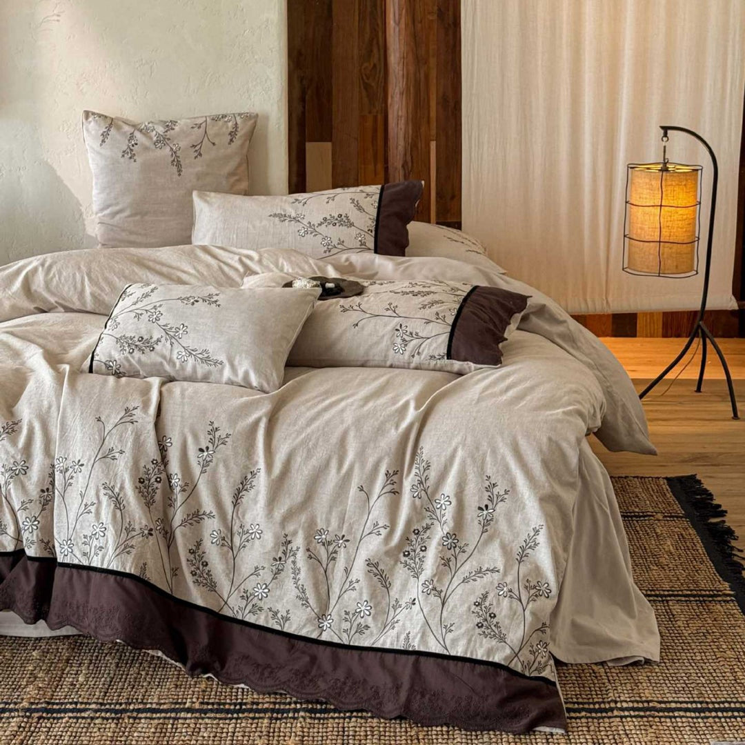 Bedding set cotton-linen with embroidered wildflower motif