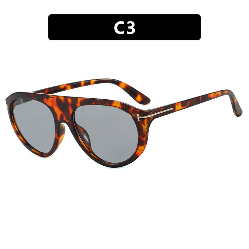 Women's Cat-Eye Sunglasses with protective UV filter and mirrored lenses Kalsten