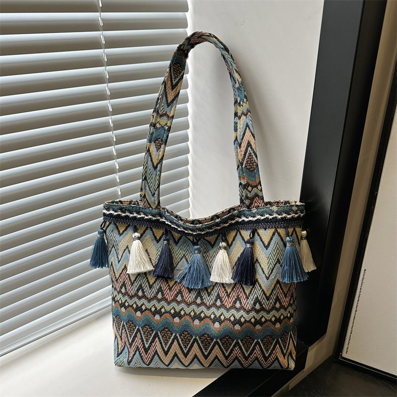 Geometric Patterned Decorative Tote Bag