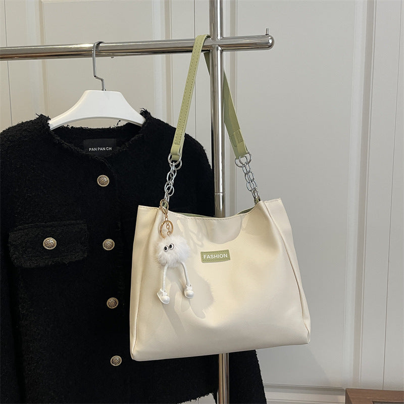 Chic Minimalist Handbag