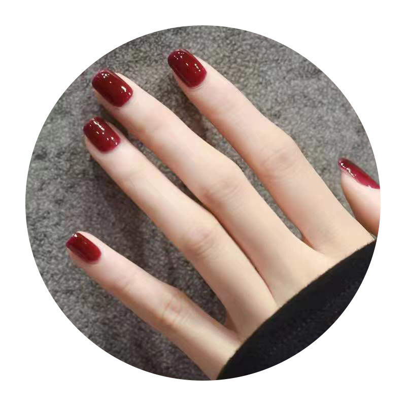 Elegant Press-On Nail Set with Natural Finish