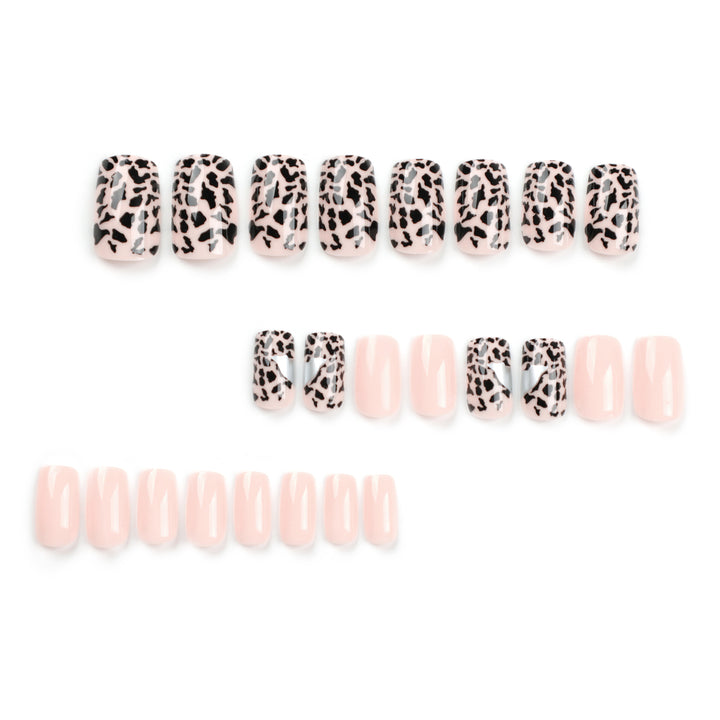 Artful Nail Art with Elegant Animal Design Kalsten