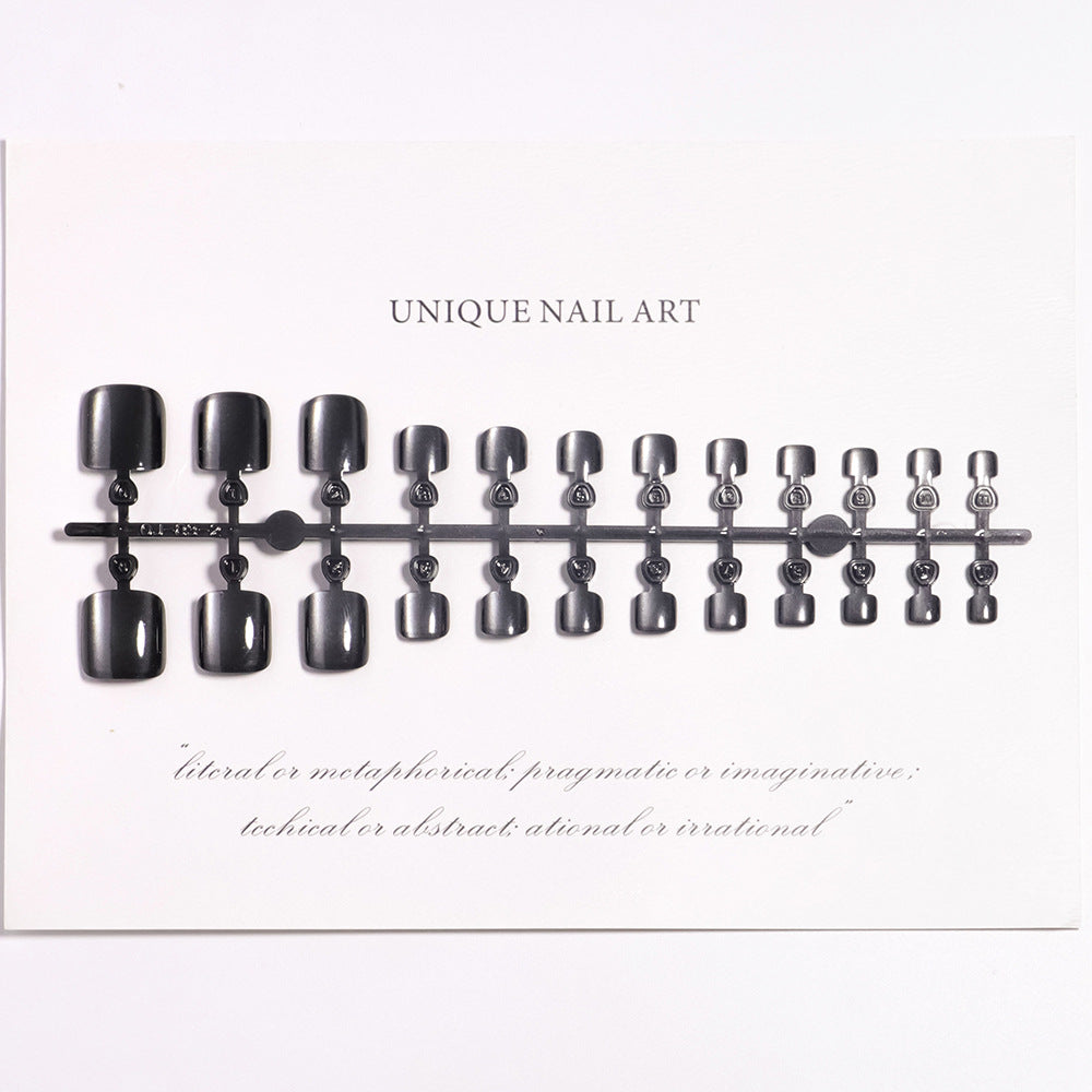 Unique Press-On Nail Art Kalsten