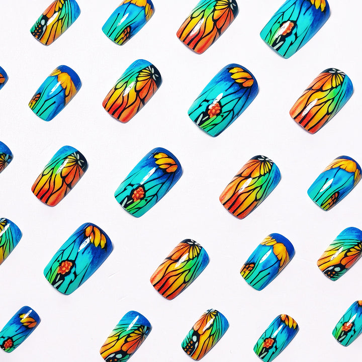 Floral Artistic Nail Art Kalsten