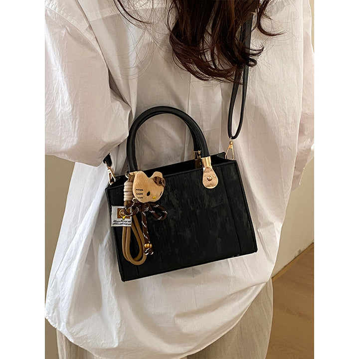 Elegant Textured Handheld Shoulder Bag