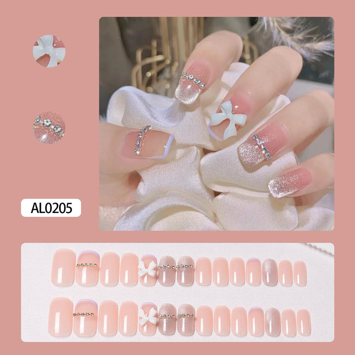 Glamorous Decorative Press-On Nail Set