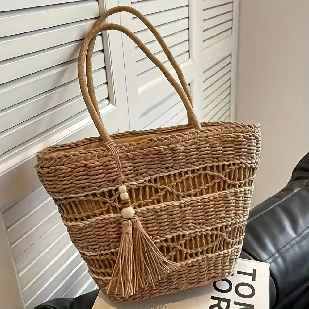 Handbag Made from Handwoven Natural Material Kalsten
