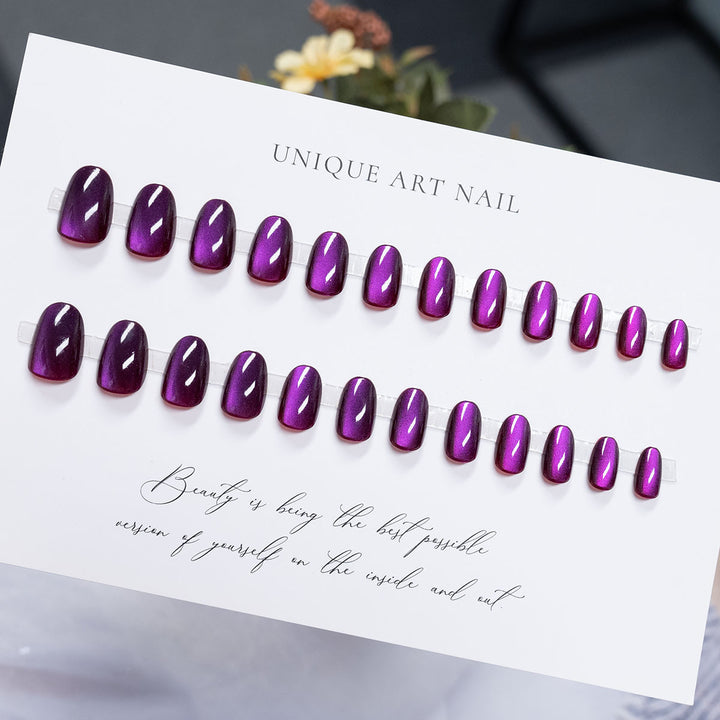 Glossy Press-On Nail Art Set