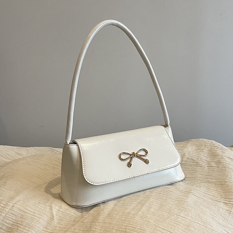 Elegant Bow-Detail Handheld Handbag