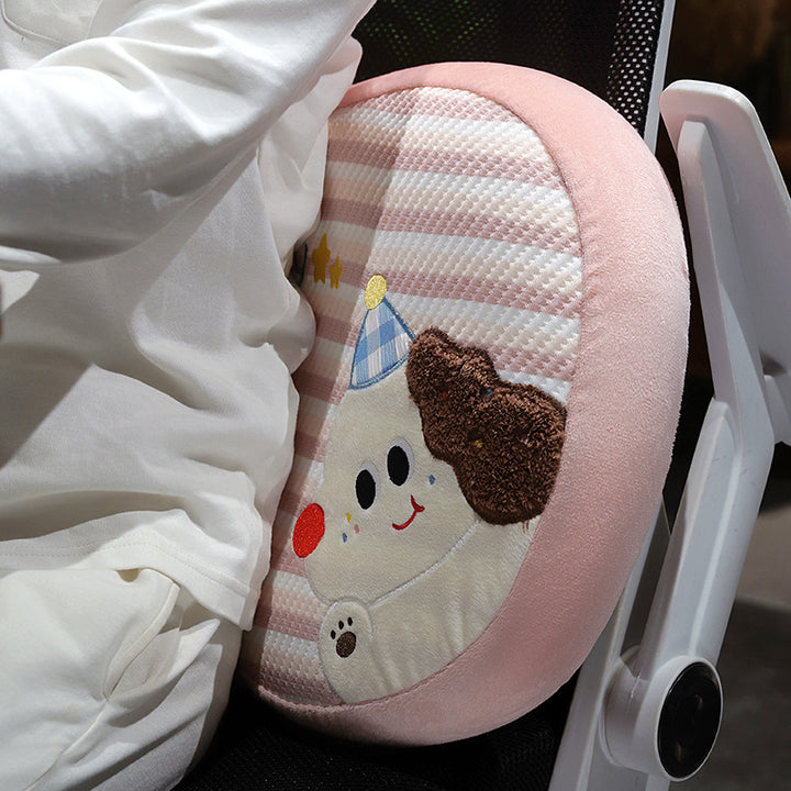 Form-stable headrest pillows for infants with breathable honeycomb cover and cartoon embroidery