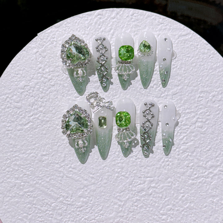 Glamorous Nail Art Extensions