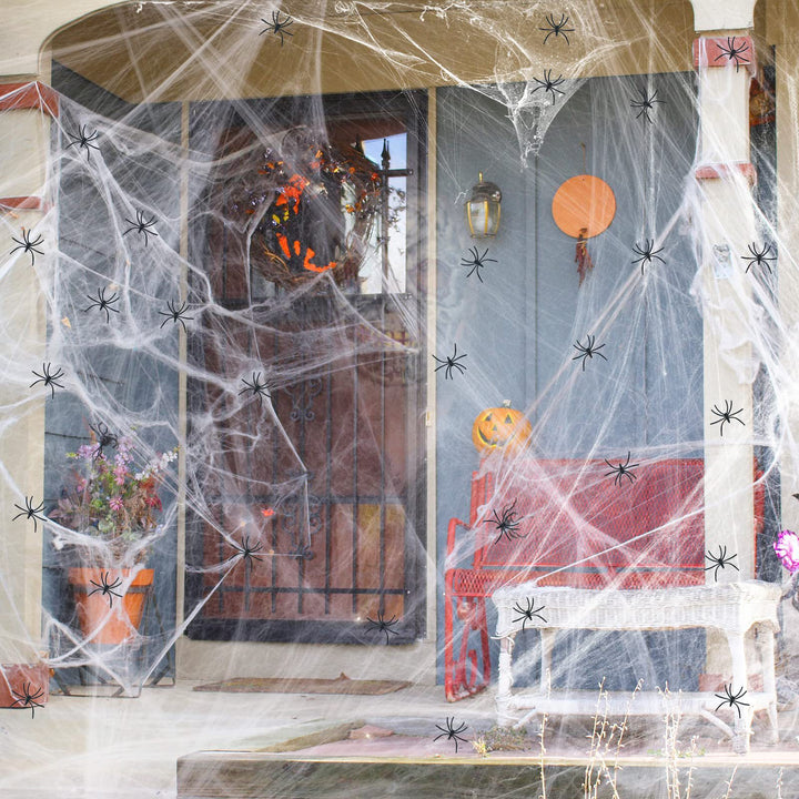Stretchable Faux Spider Web Halloween Porch Decoration With Detachable Mini Plastic Spiders