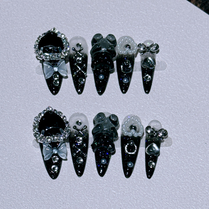 Glamorous Nail Art Extensions