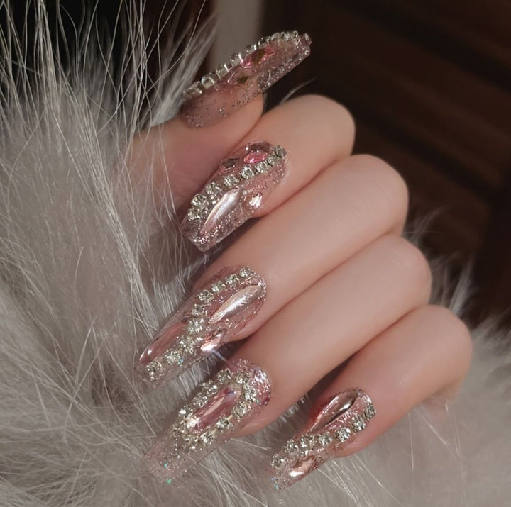 Glamorous nail art set with crystal decoration Kalsten