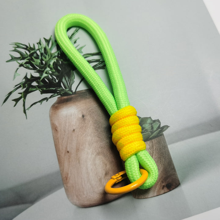 Heavy-Duty Paracord Keychain Holder Kalsten