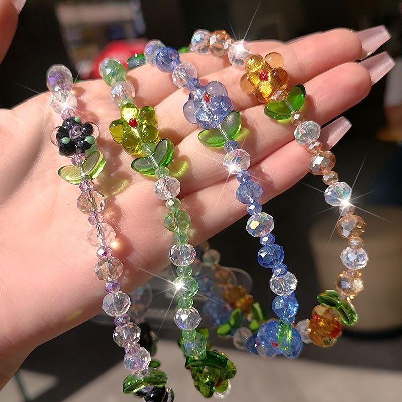 Floral Beaded Phone Lanyard Kalsten