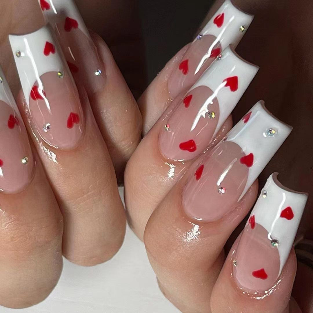 Creative nail art with heart design Kalsten