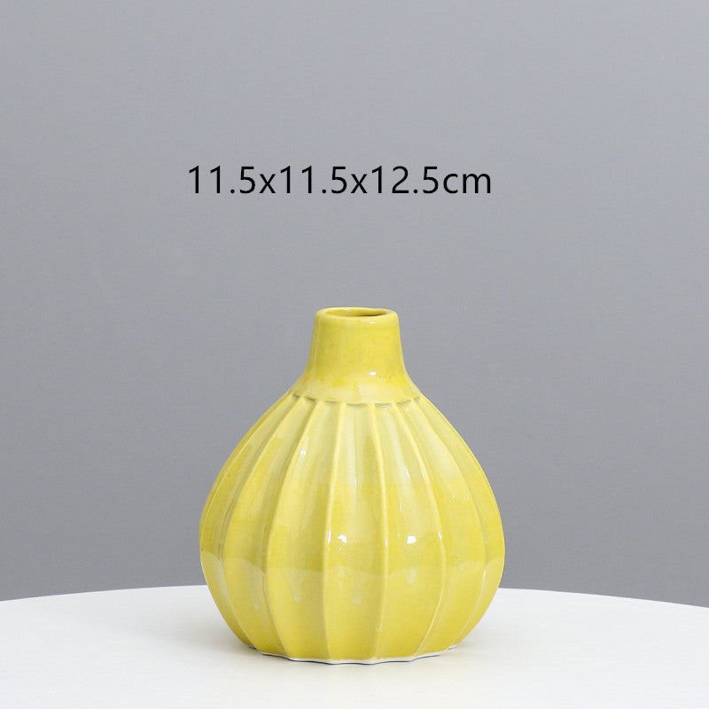 Artistic Curved Ceramic Vase Kalsten