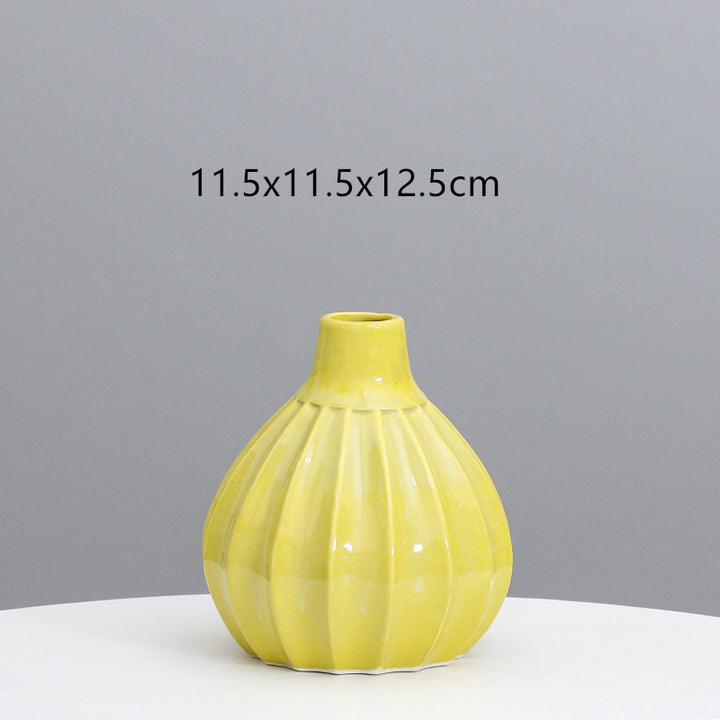 Artistic Curved Ceramic Vase Kalsten
