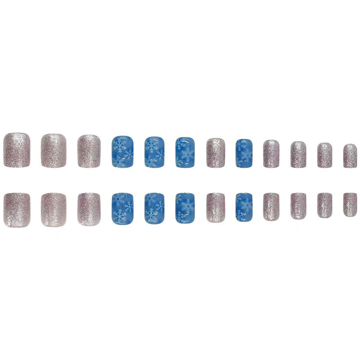 Winter-Themed Press-On Nail Art Kalsten