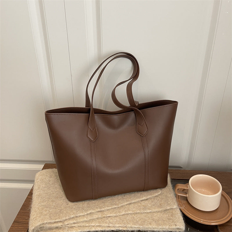 Sleek Minimalist Leather Tote Bag