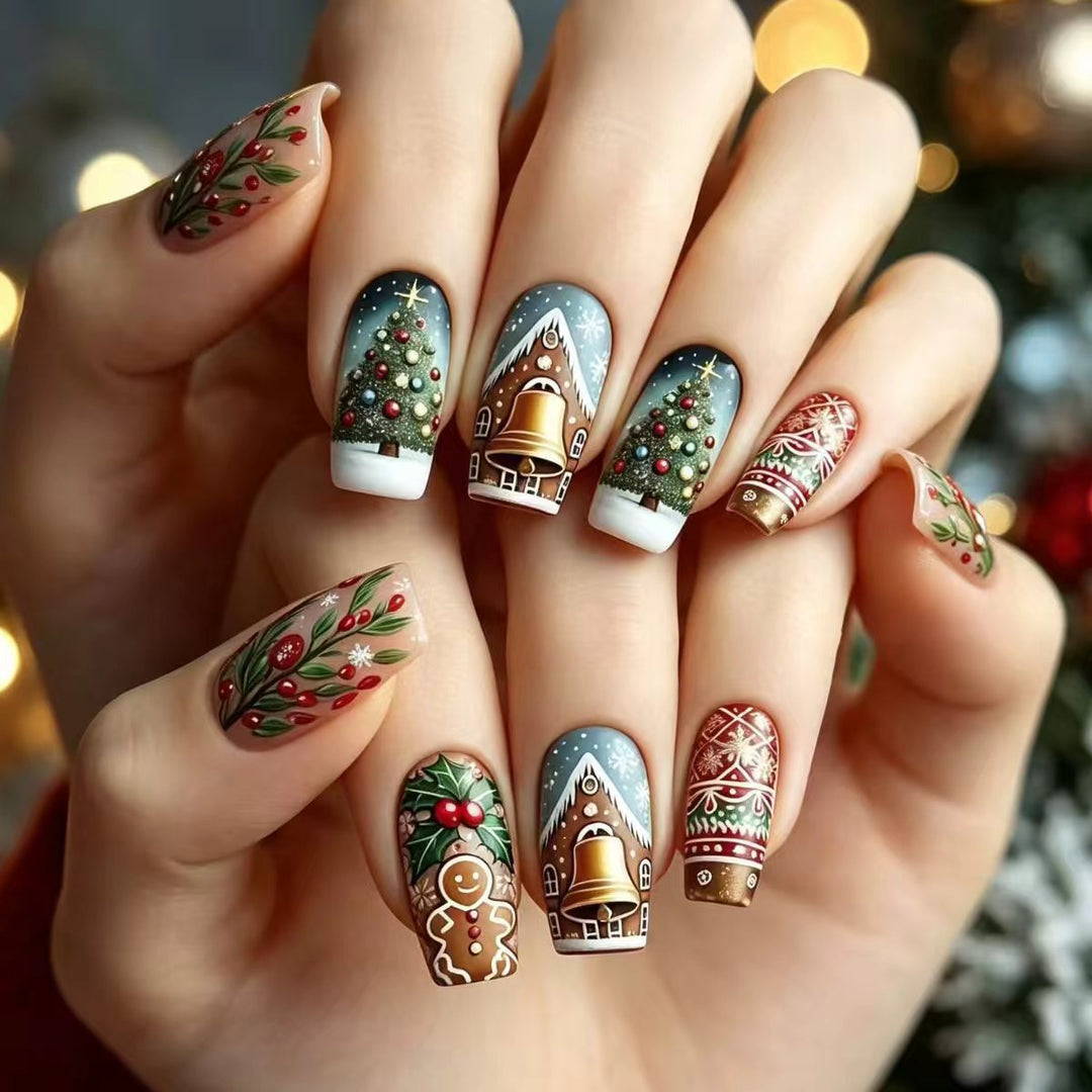 Festive Christmas-Themed Nail Art Kalsten