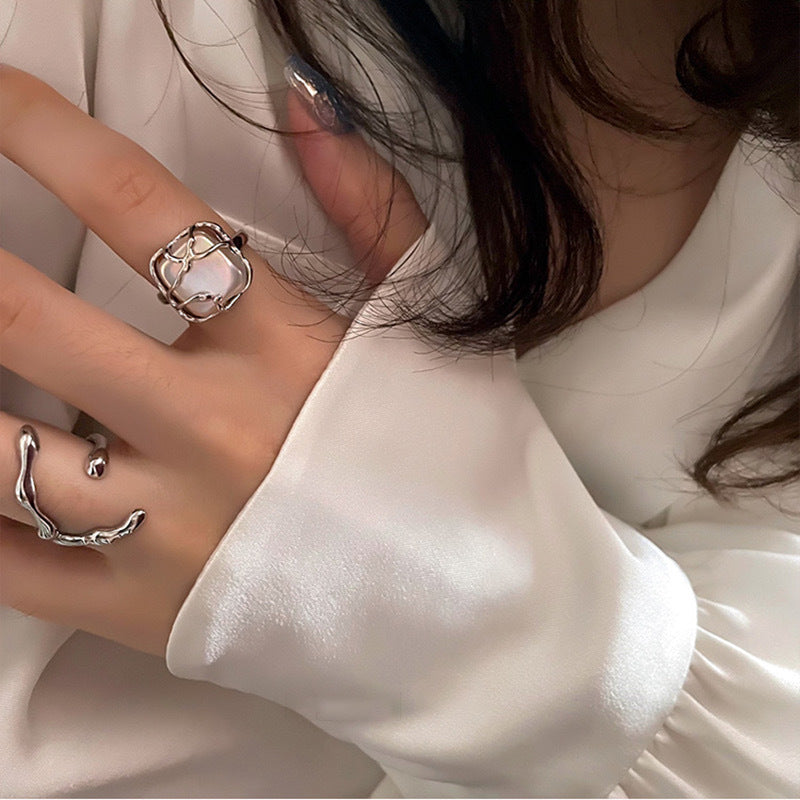 Stylish Ring with Organic Design Kalsten