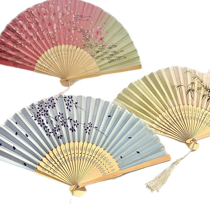 Handcrafted fan with floral design Kalsten